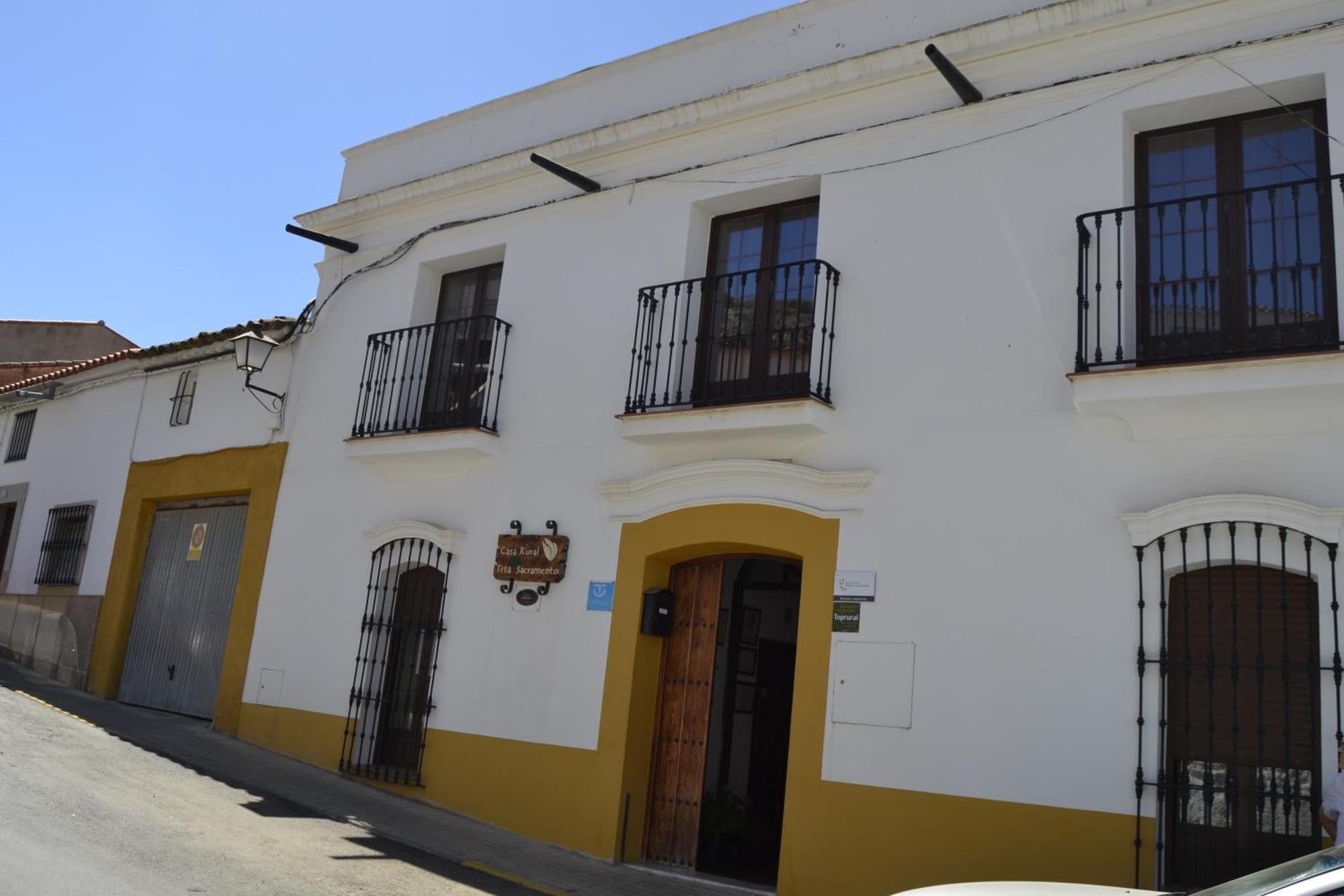 Hornachos Casa Rural Tita Sacramento المظهر الخارجي الصورة